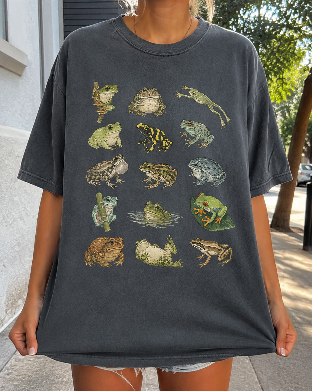Frog Species Oversized T-Shirt